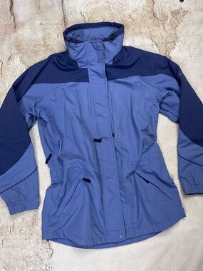 Columbia Two-Tone Blue Ski Jacket